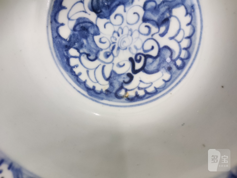 明 青花菊花纹折沿碗 - 图7